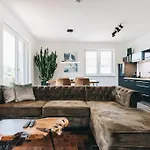 아파트 Stilvolle 4-raumwohnung In Zentraler Lage 드레스덴