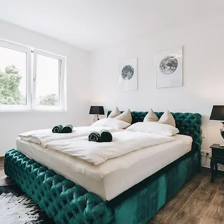 شقة Stilvolle 4-raumwohnung In Zentraler Lage