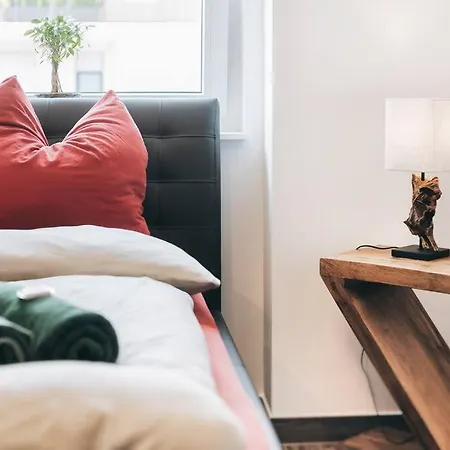 Stilvolle 4-raumwohnung In Zentraler Lage 公寓