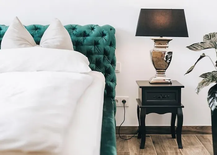 Stilvolle 4-raumwohnung In Zentraler Lage شقة