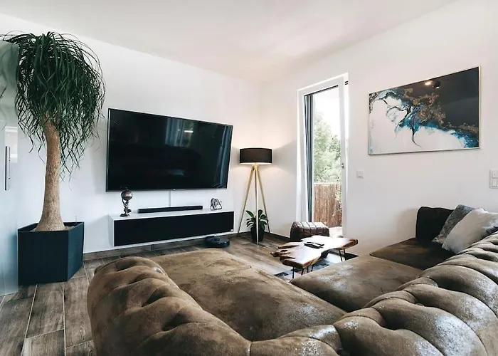 Stilvolle 4-raumwohnung In Zentraler Lage * 德累斯顿