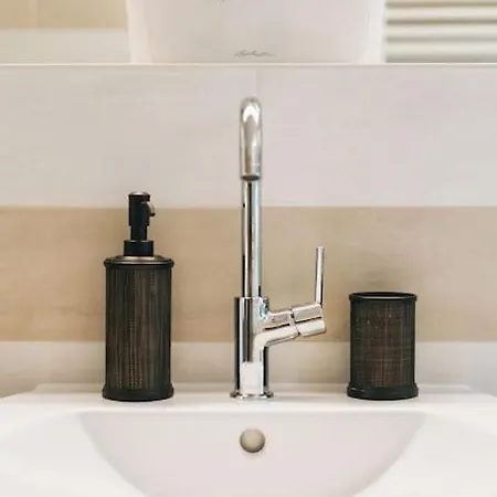 דירה Stilvolle 4-raumwohnung In Zentraler Lage דרזדן